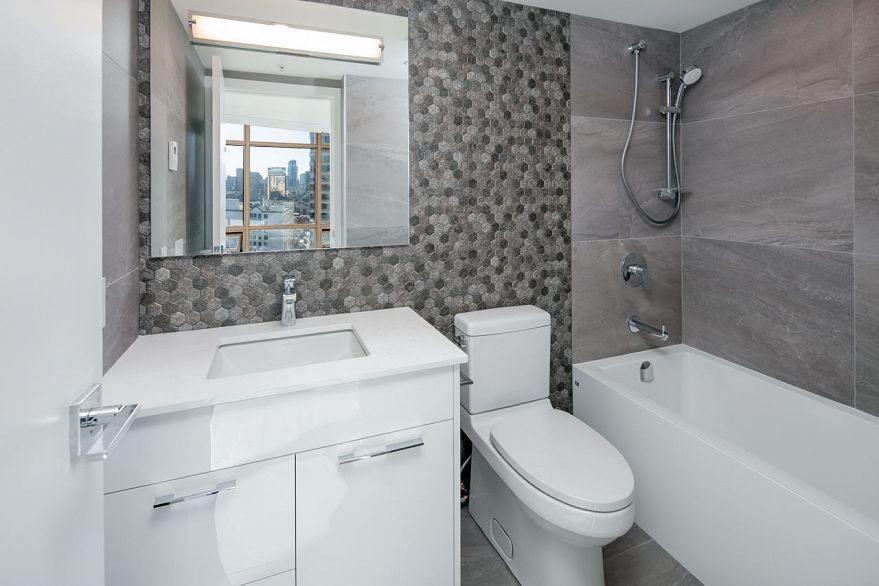 1402 1200 Alberni Street