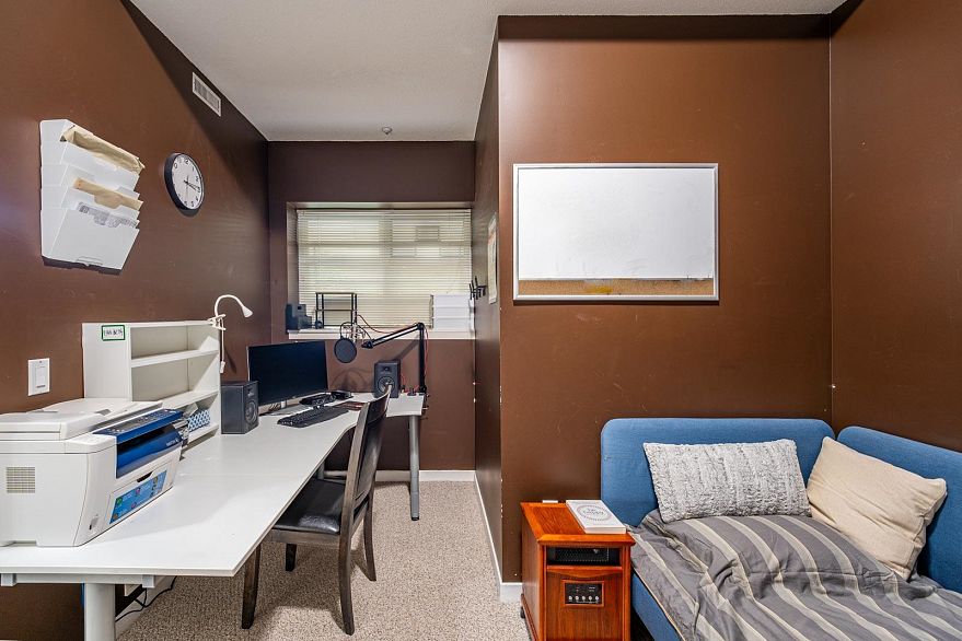 1 3586 Rainier Place