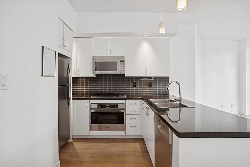 1203 1050 SMITHE STREET, Vancouver BC V6E 4T4