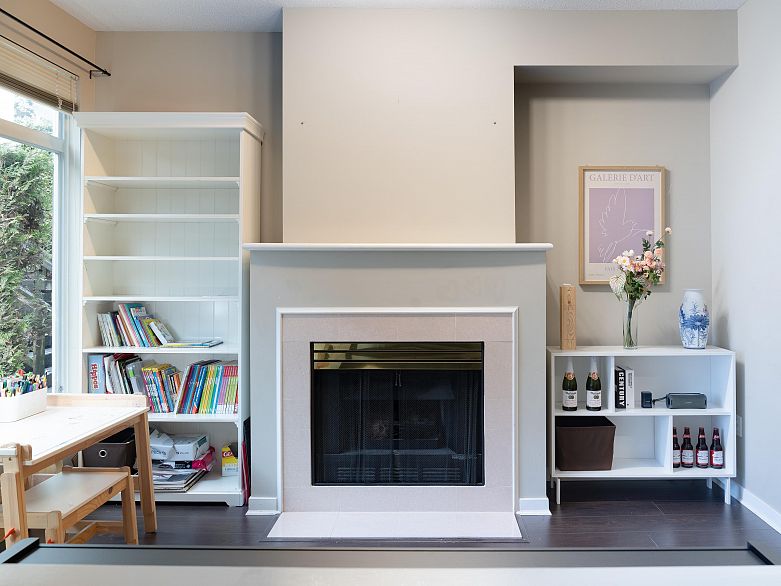 1 3586 Rainier Place