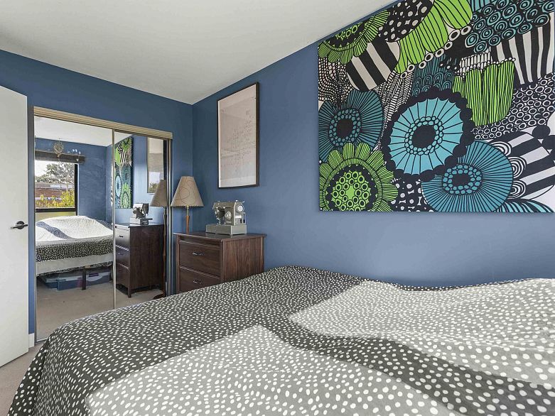 PH20 2150 E Hastings Street