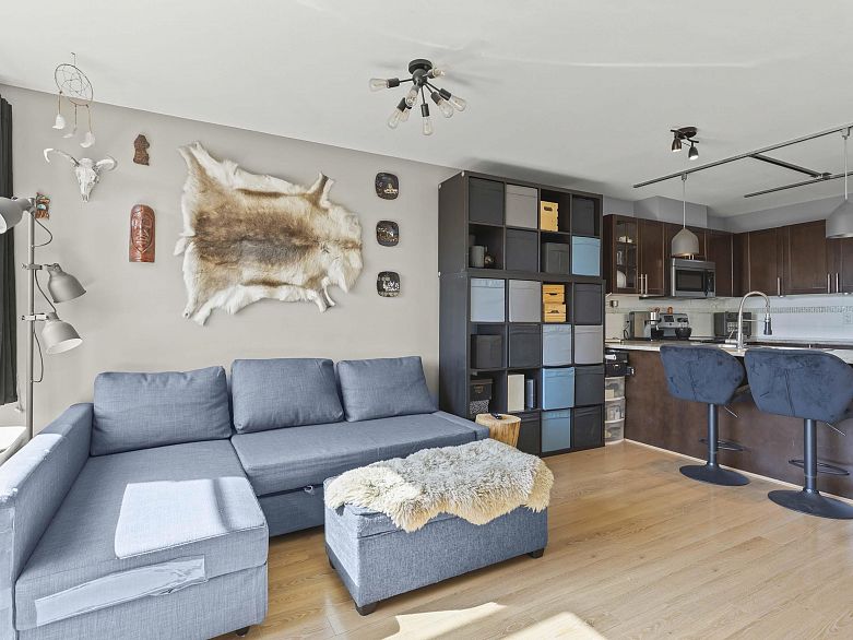 PH20 2150 E Hastings Street