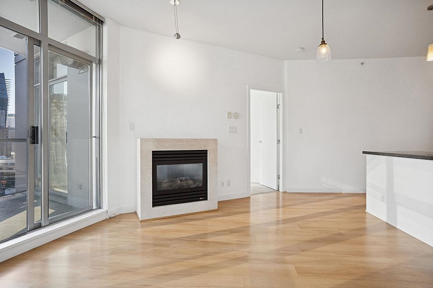 1203 1050 SMITHE STREET, Vancouver BC V6E 4T4