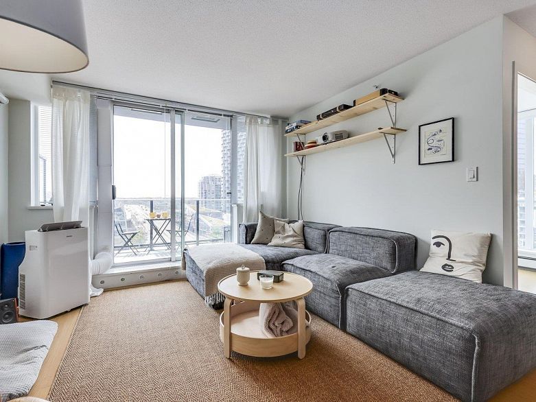 912 1325 Rolston Street