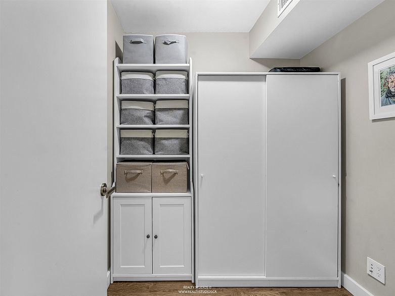 306 1618 Quebec Street