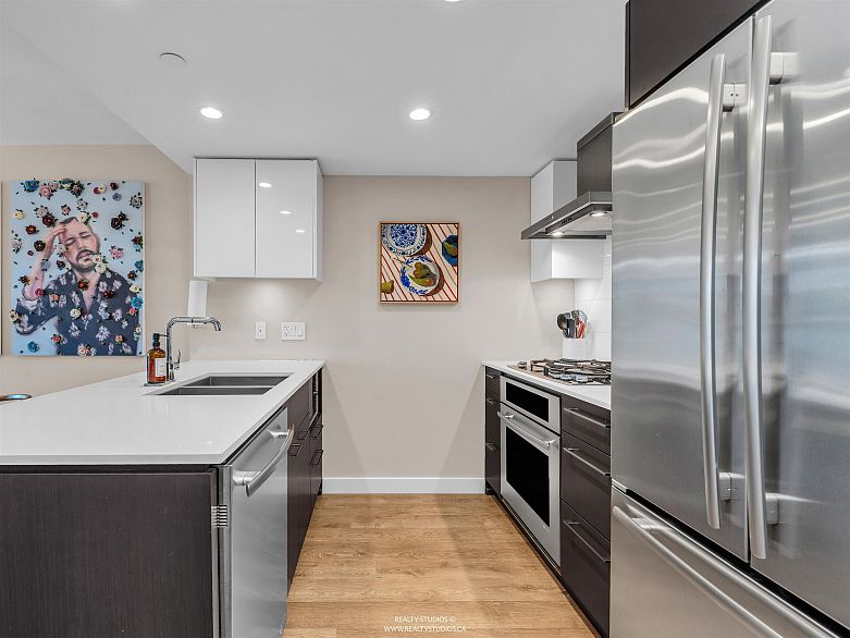 306 1618 Quebec Street