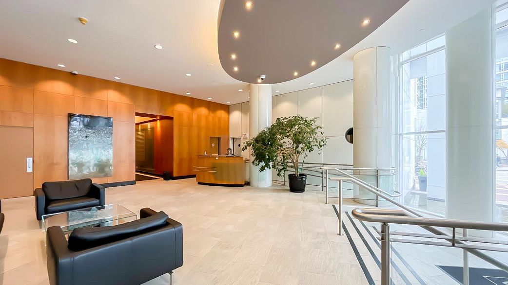 1602 1201 Marinaside Crescent