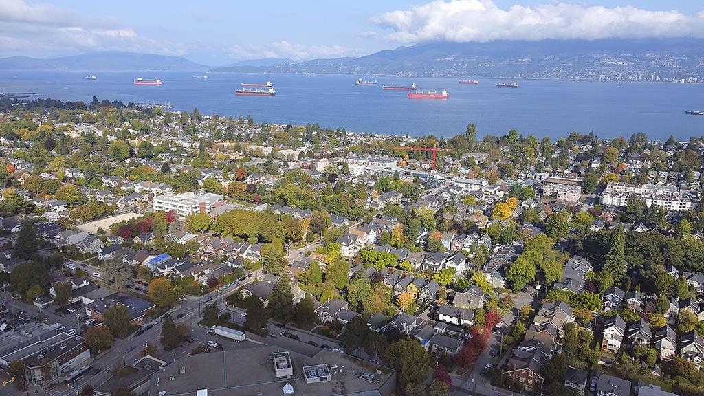 2318 Macdonald Street