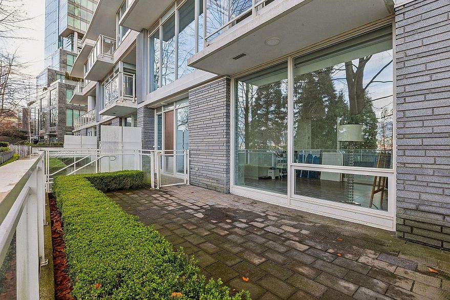 TH102 1139 W Cordova Street