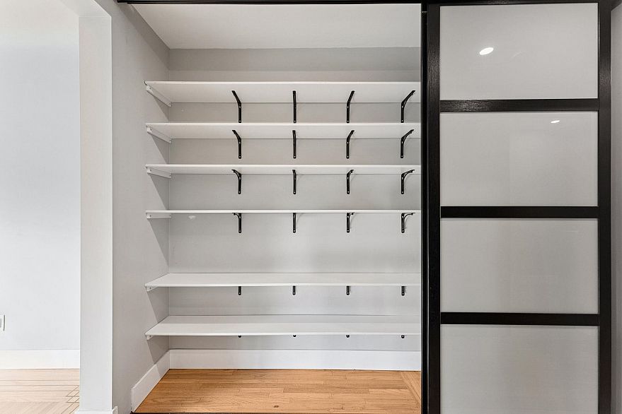 103 2776 Pine Street