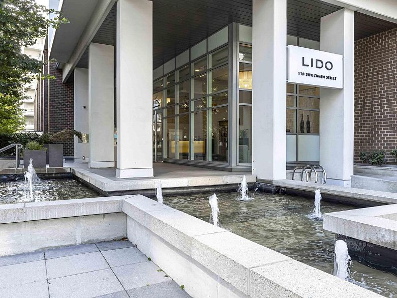 905 110 Switchmen Street