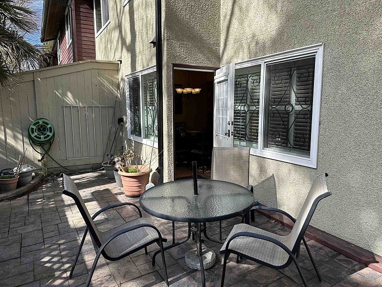 3444 Langford Avenue