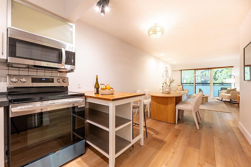 304 1855 Nelson Street