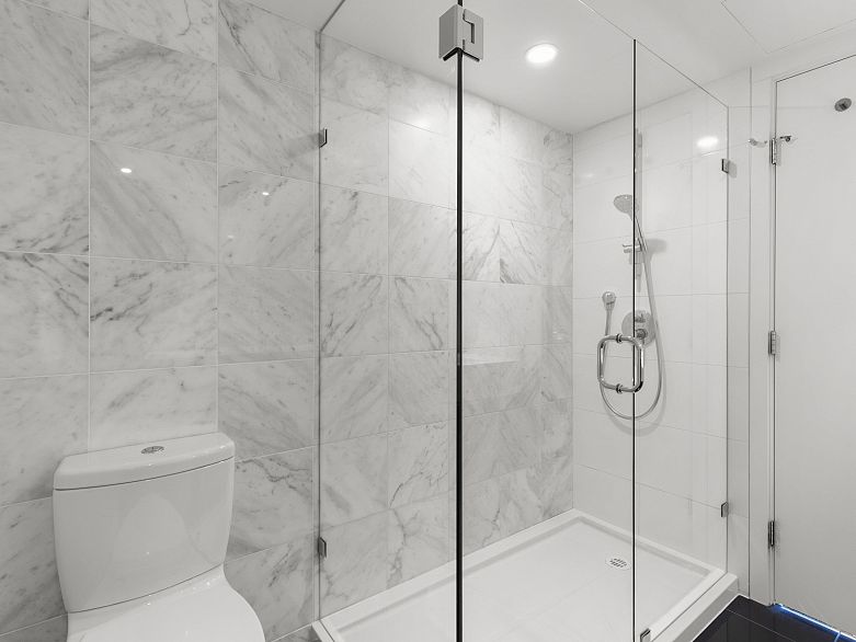 905 110 Switchmen Street