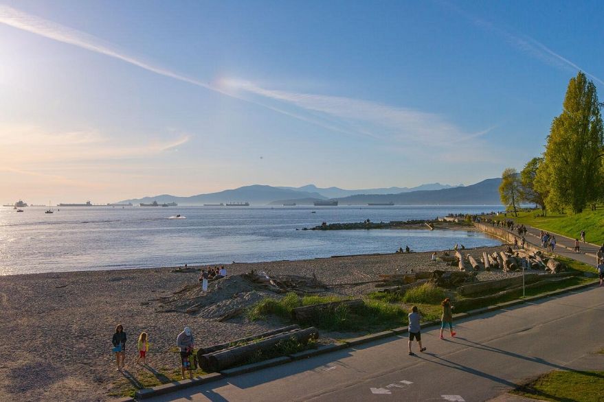 308 1655 Nelson Street