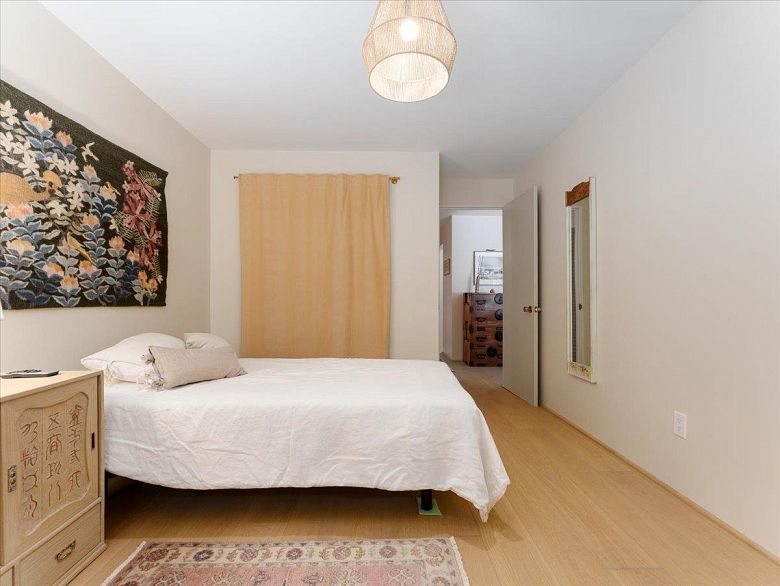 108 3787 W 4th Avenue