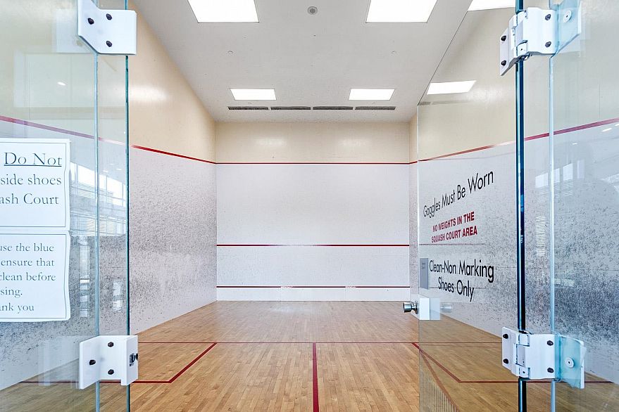 1802 455 Beach Crescent