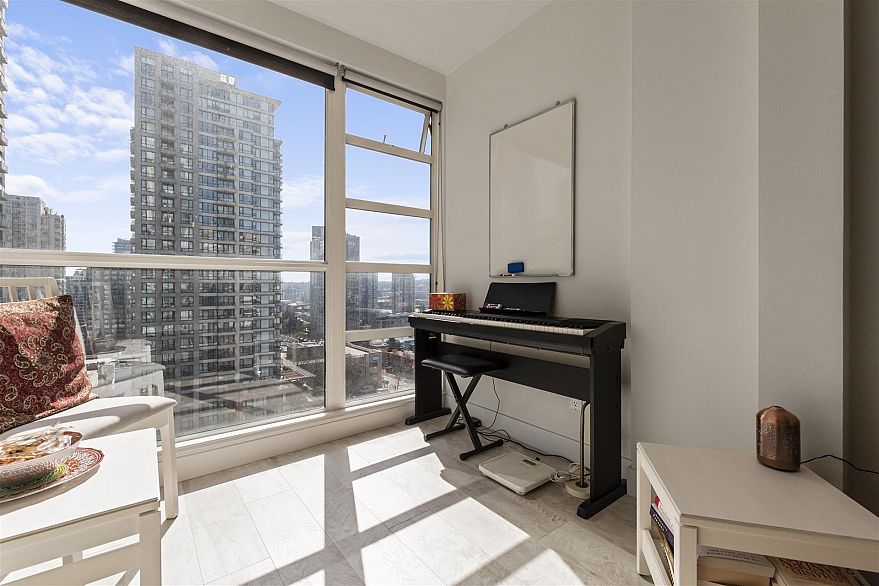 1605 939 HOMER STREET, Vancouver BC V6B 2W6