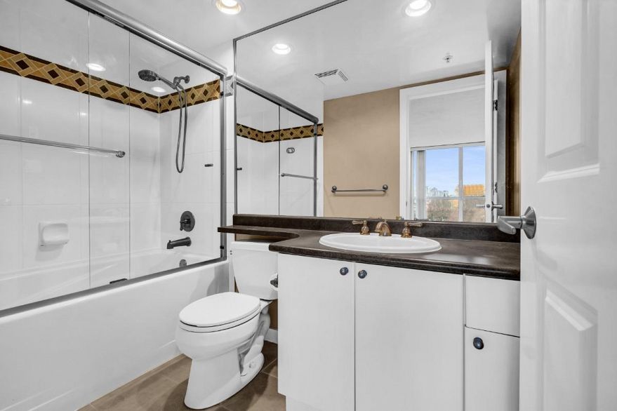 414 1485 W 6th Avenue