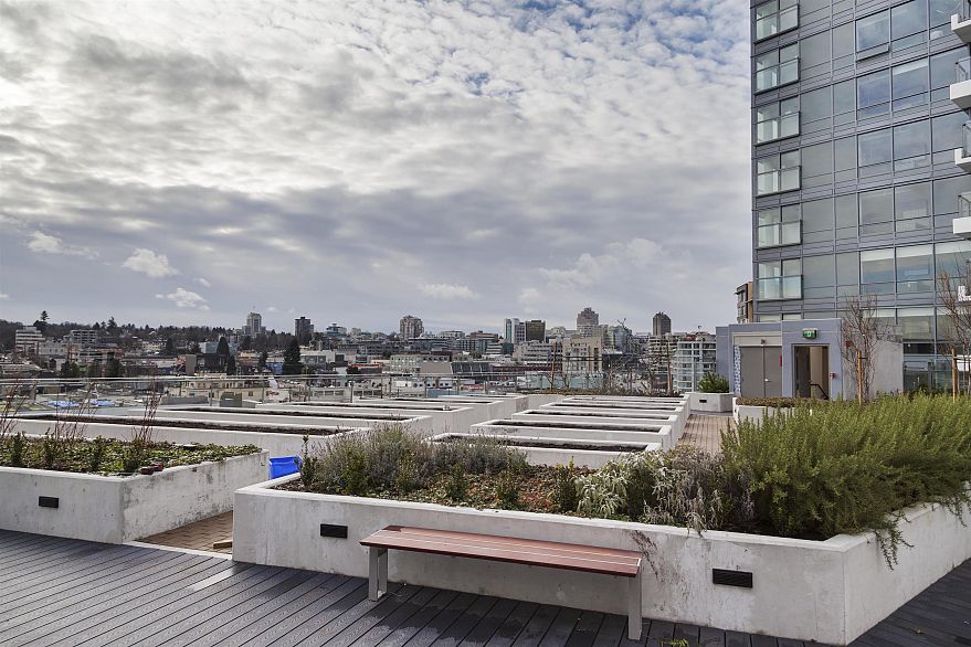 716 159 W 2nd Avenue