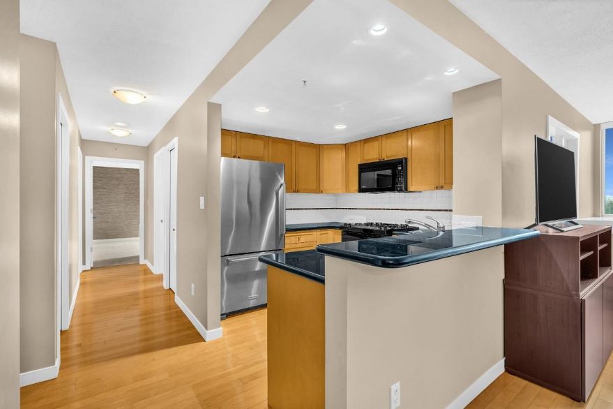 414 1485 W 6th Avenue