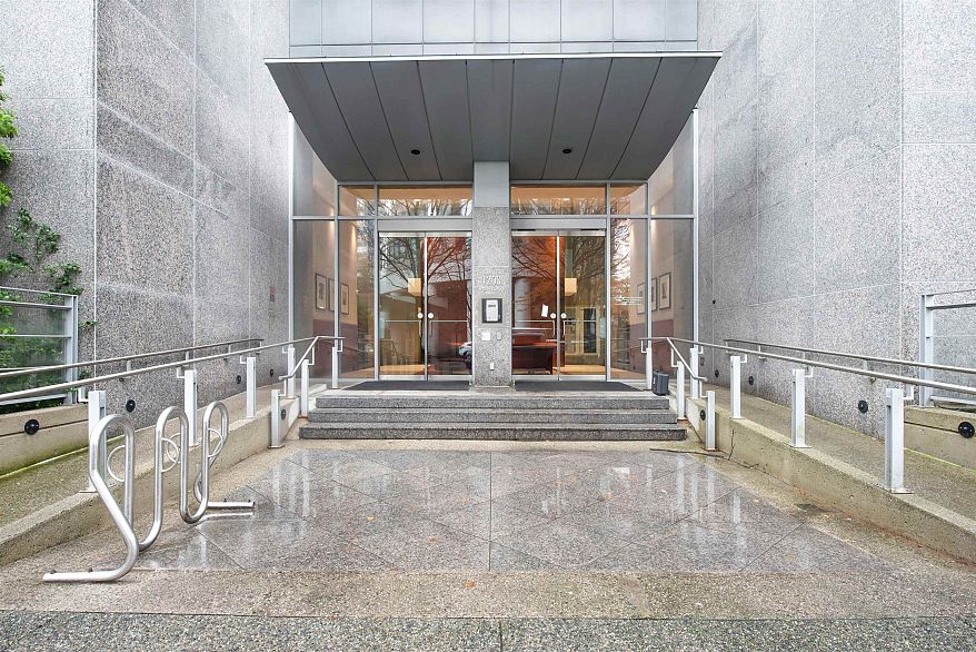 1203 1200 W Georgia Street