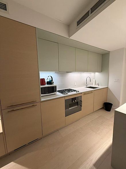 3312 1289 HORNBY, Vancouver BC V6Z 0G7