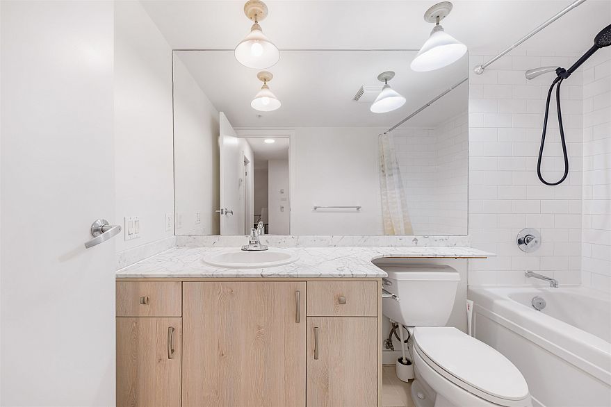 1203 1200 W Georgia Street