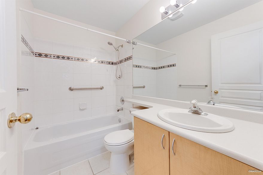 210 4989 Duchess Street