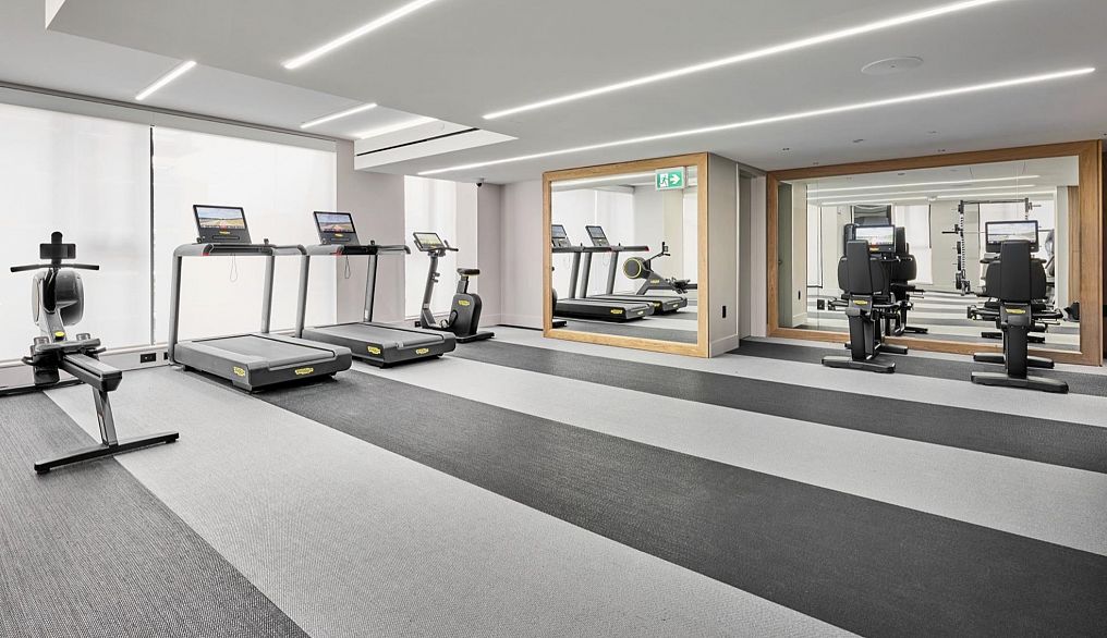 1506 1408 Robson Street