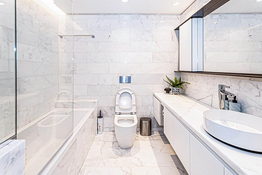 1506 1408 Robson Street