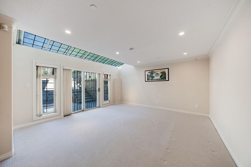 7088 Wiltshire Street