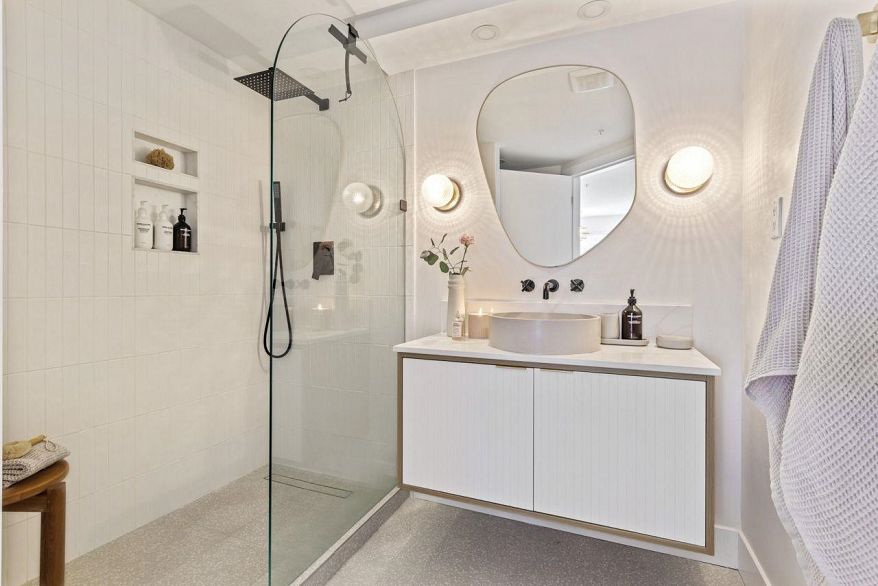 2680 W 4TH AVENUE, Vancouver BC V6K 4S3