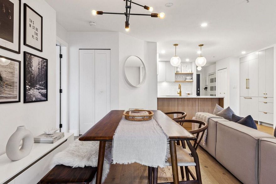 2680 W 4TH AVENUE, Vancouver BC V6K 4S3