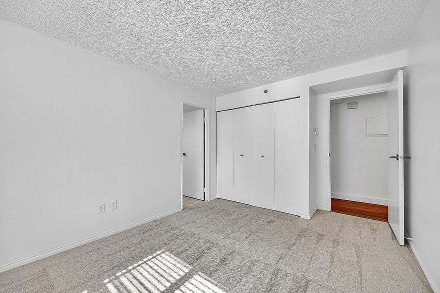 28 1345 W 4th Avenue