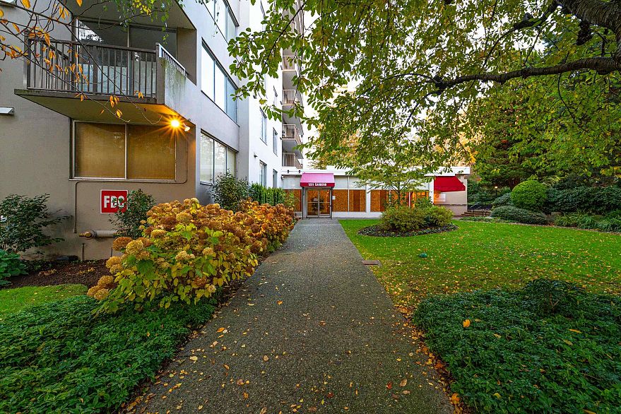 2004 1251 Cardero Street