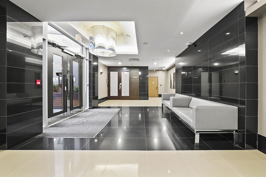 301 1055 Richards Street