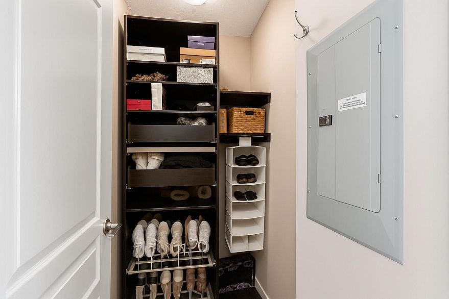 709 4078 Knight Street