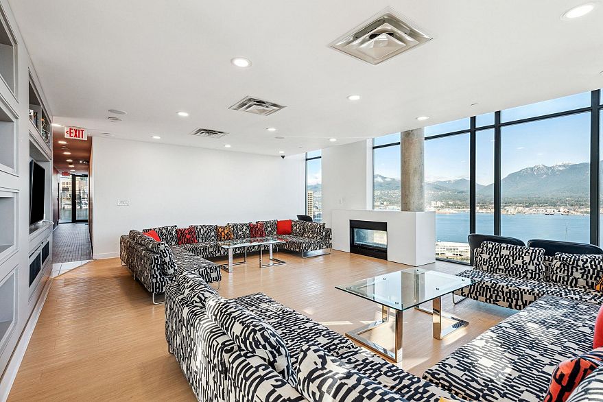 3909 128 W Cordova Street