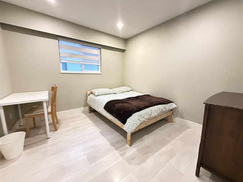 2624 Kitchener Street