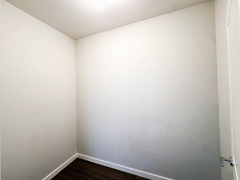 404 3289 Riverwalk Avenue