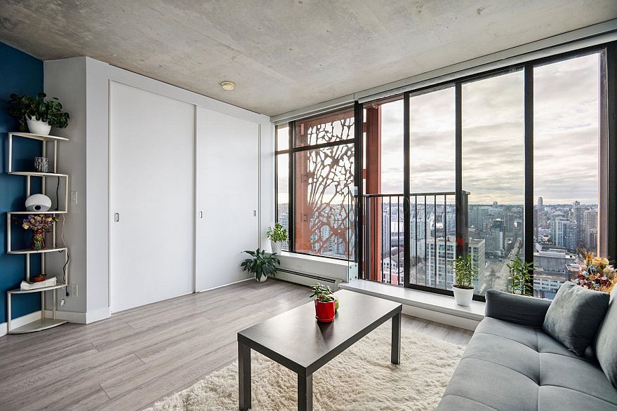 3909 128 W Cordova Street