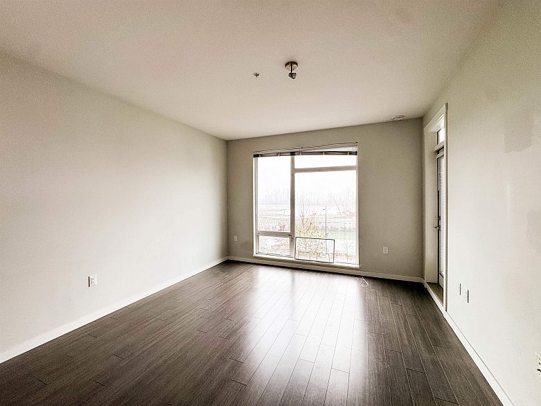 404 3289 Riverwalk Avenue