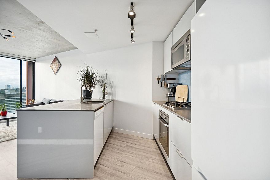 3909 128 W Cordova Street