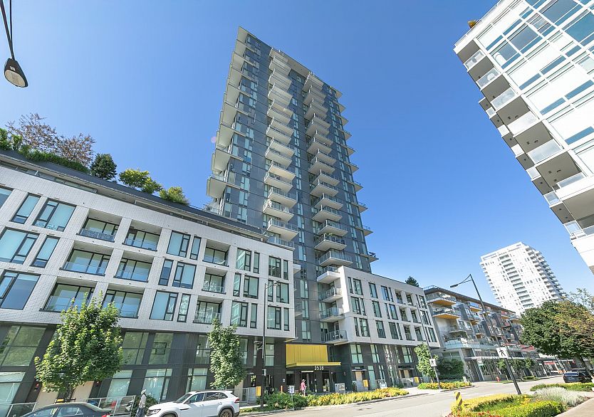 2203 3538 Sawmill Crescent