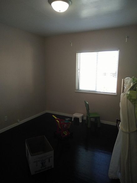 4825 Commercial Street