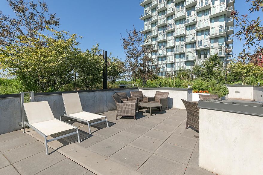 2203 3538 Sawmill Crescent