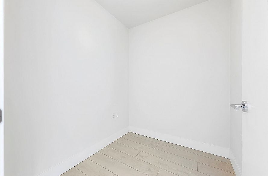 2203 3538 Sawmill Crescent