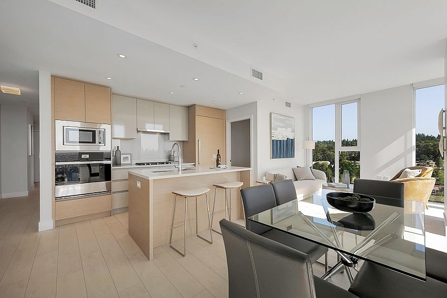 2203 3538 Sawmill Crescent