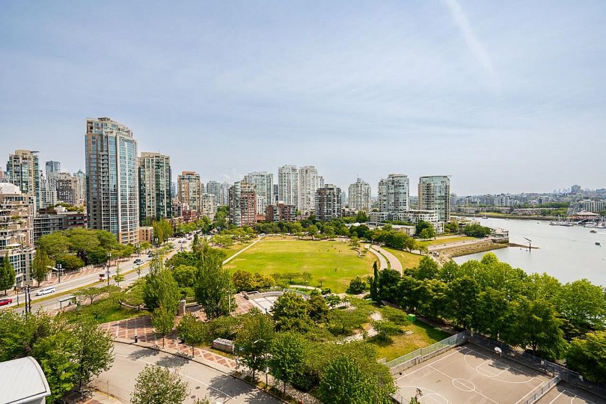 1502 1483 Homer Street